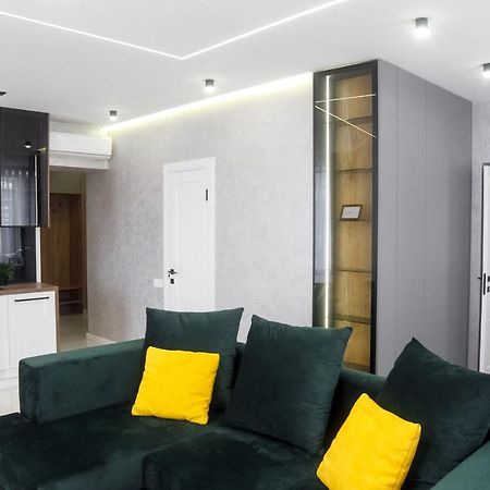 Vip Центр Львова Джакузі Камін Площа Ринок Luaran gambar